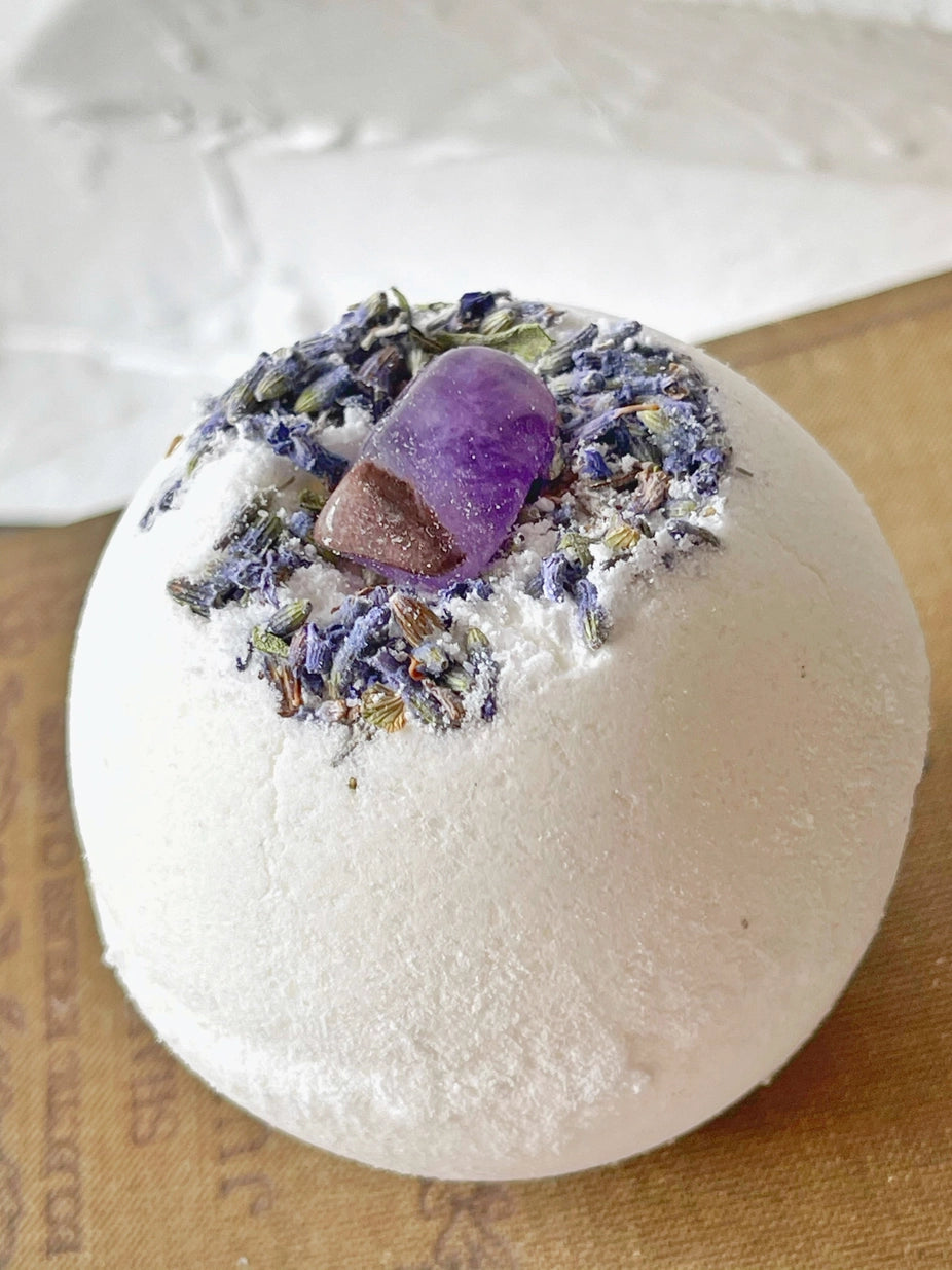 Bombe de Bain Améthyste & Lavande – Sérénité & Anti-Stress