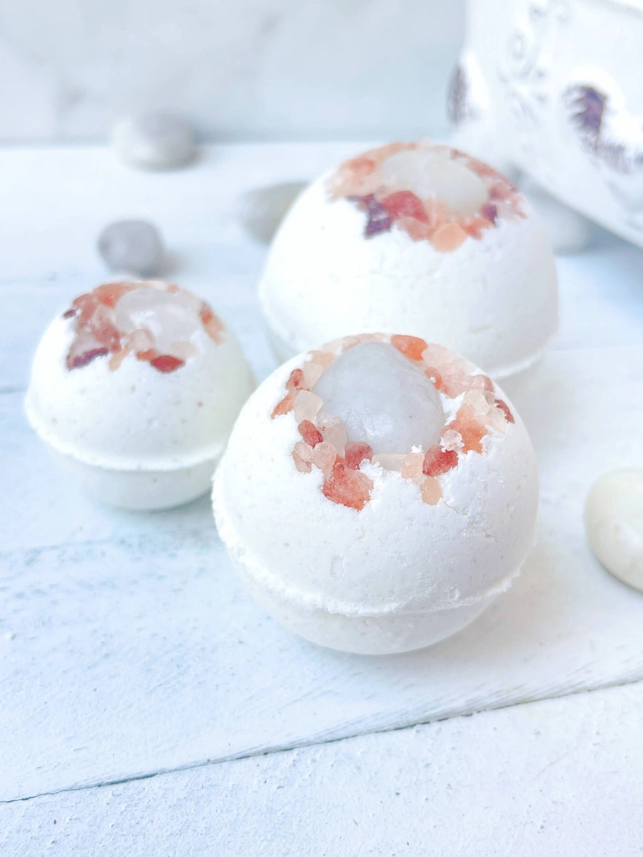 Bombe de Bain Quartz Blanc & Sel Rose – Pureté & Sérénité